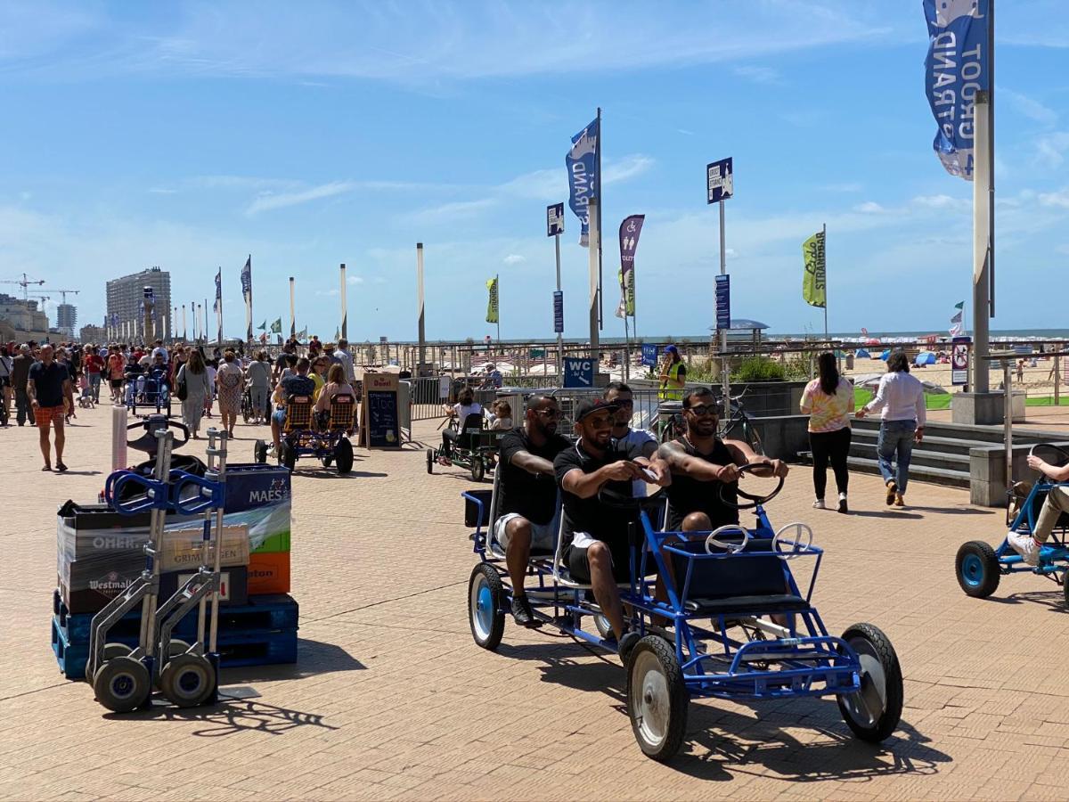 Panoramic View On Beach, Ships, Sea - Place To Be Ostende Exterior foto