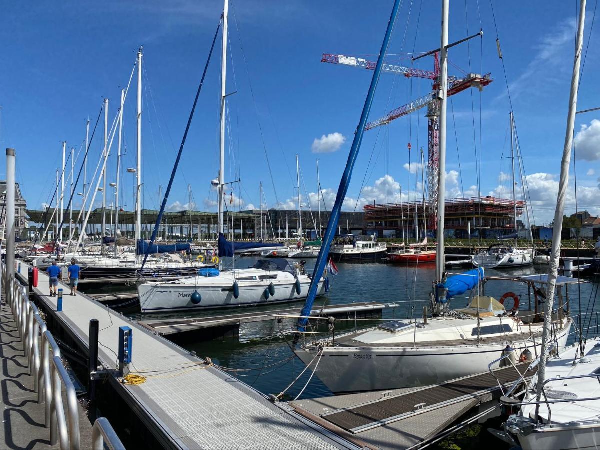 Panoramic View On Beach, Ships, Sea - Place To Be Ostende Exterior foto